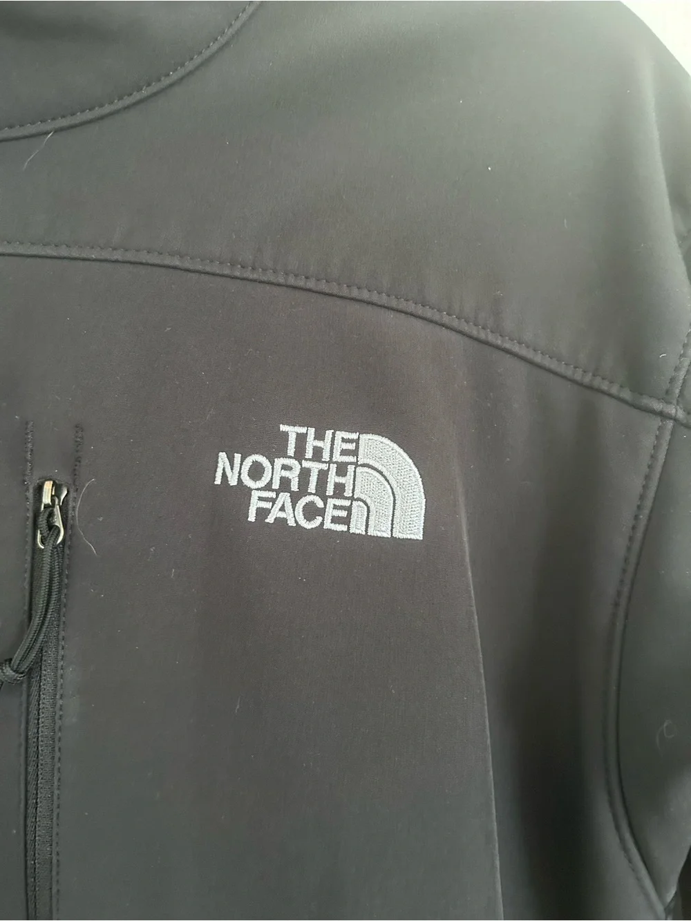 The North Face | Men’s Black Softshell Jacket | Size Large